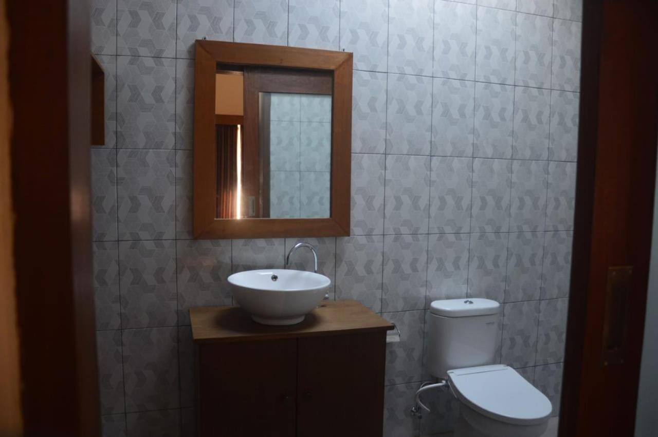 Wiryaroja Guest House チャングー エクステリア 写真