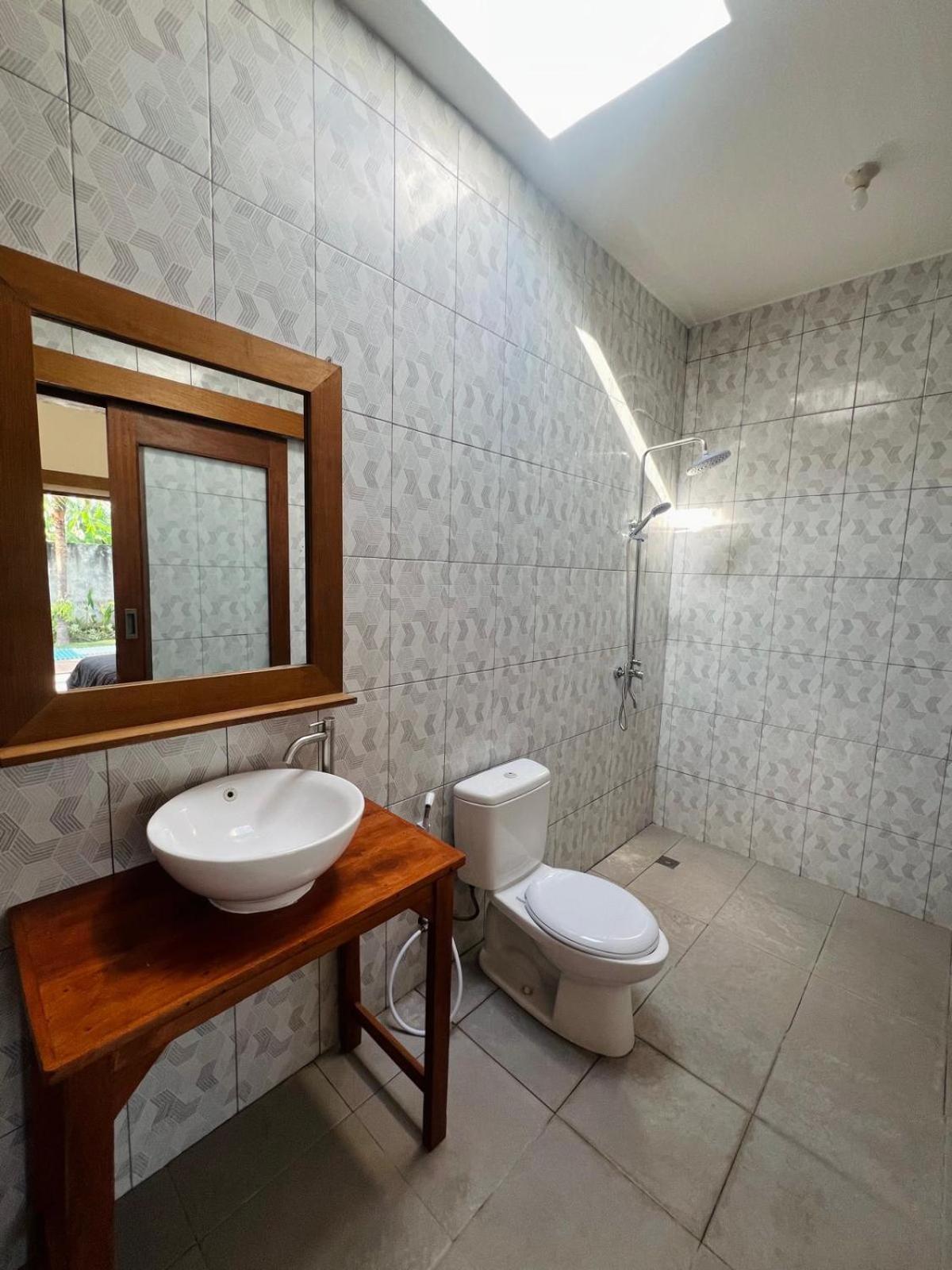 Wiryaroja Guest House チャングー エクステリア 写真